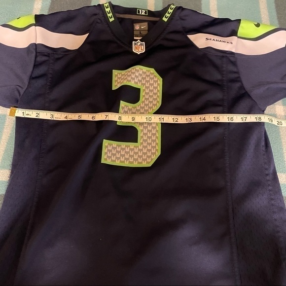 Russell Wilson Youth Nike Jersey - Picture 8 of 9